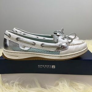 Clearance!! Sperry Angelfish White & Silver